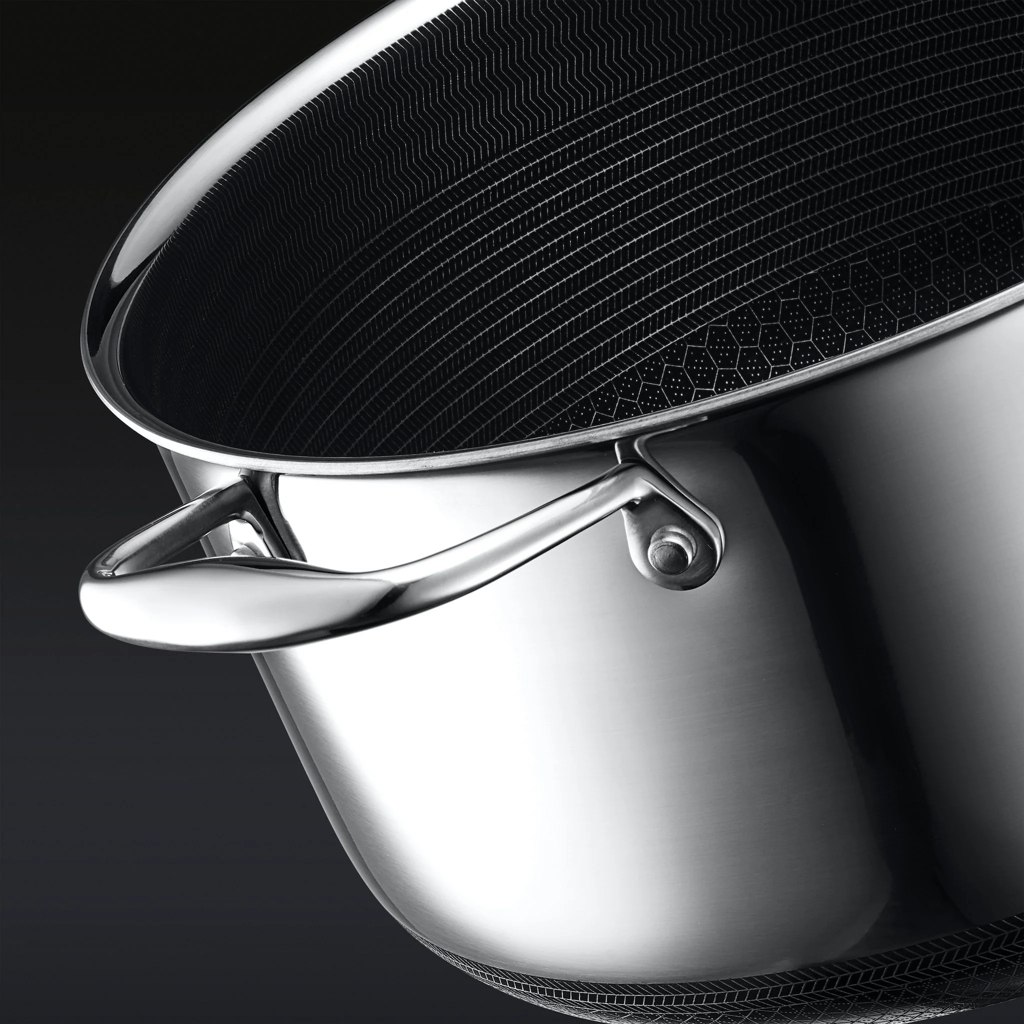 7.5 Litre Hybrid Pot With Lid - Image 4