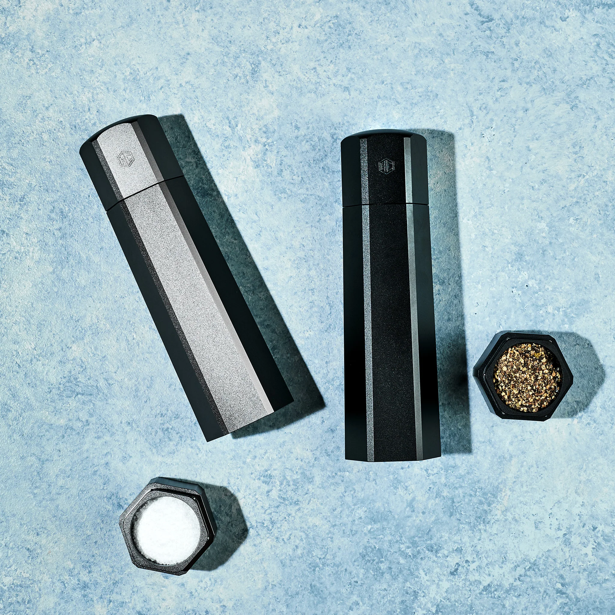HexMill Salt and Pepper Grinder Set - Image 6