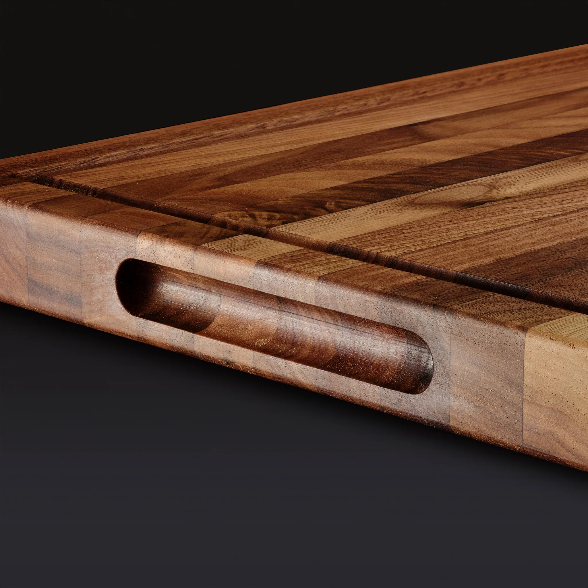 HexClad Walnut Cutting Board, Medium - Image 6